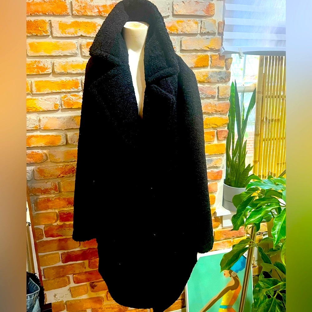 FRENCH CONNECTION chic coat